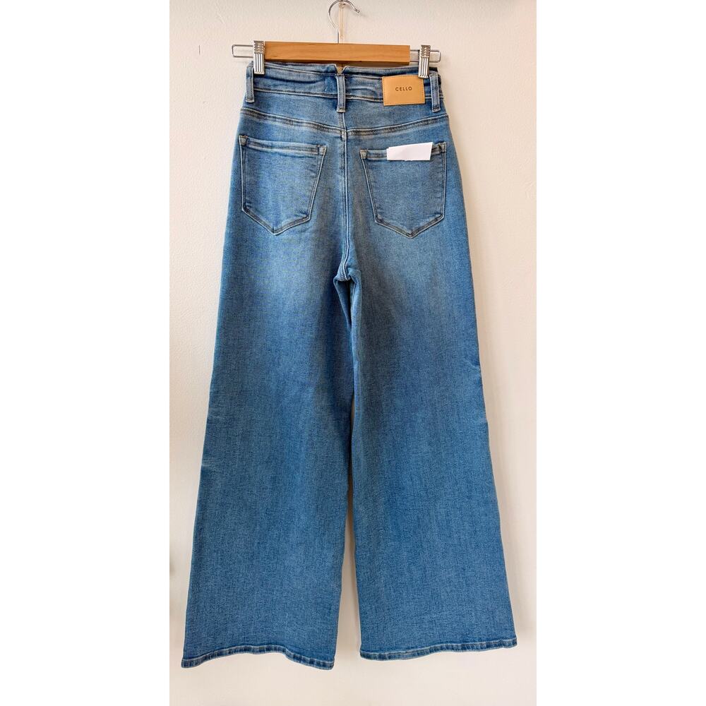 Cello Jeans Sz 3 (26) High Rise Wide Leg With V Shape Double Waist Band - Picture 6 of 7